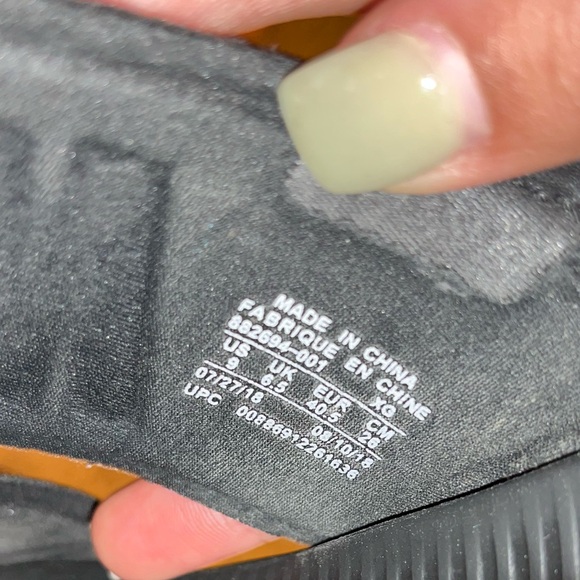 Nike Woman’s Tajun Sports Sandals - Picture 5 of 5